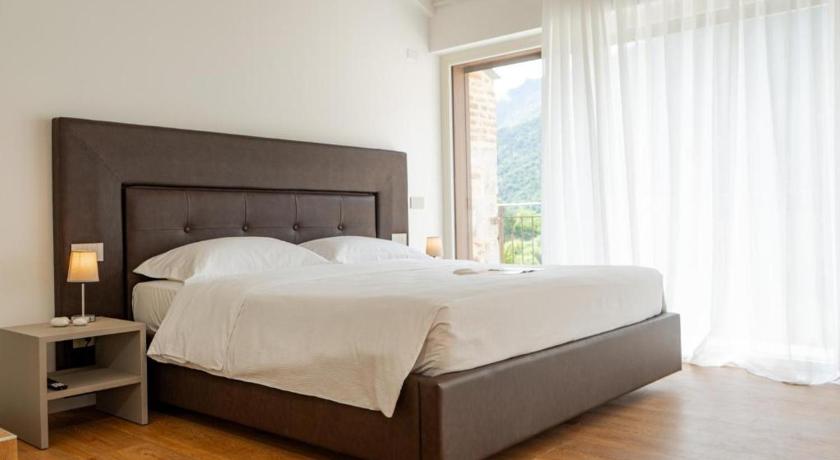 Villa Puri nella Valle dei Laghi