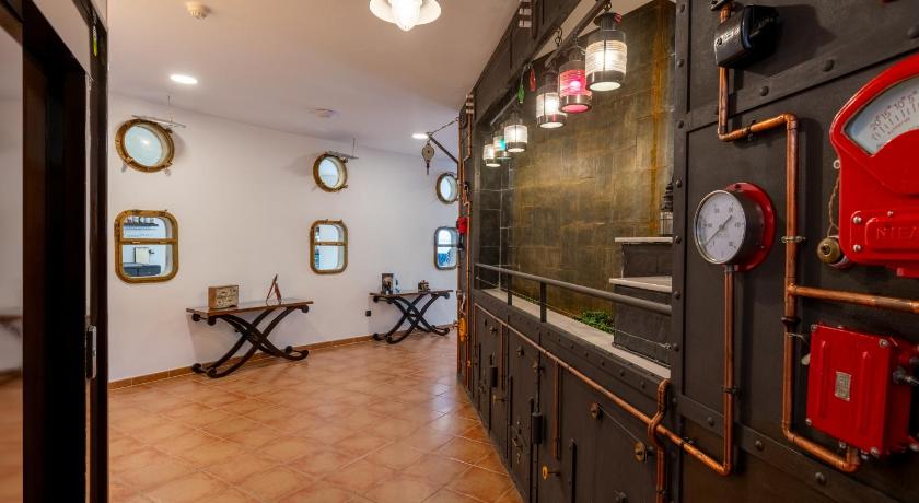 Sevilla HOTEL HACIENDA SANTA BARBARA Hotel suite