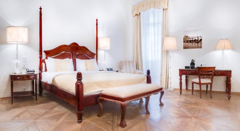 Image of Superior Double Room 0
