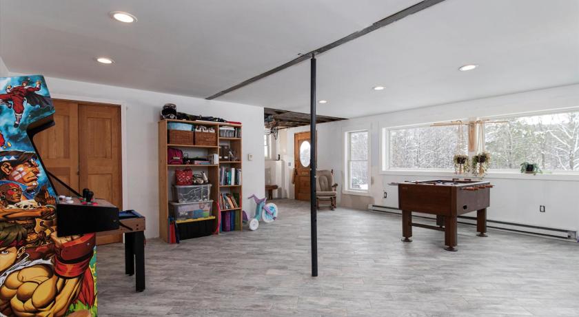切尔西 (VT) Vermont Retreat 3BR with Mountain Views and Trails 3星级 住宿 设施