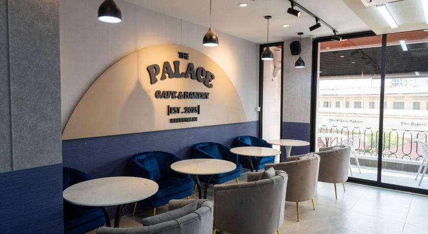 Palace Suite Residence - image 5