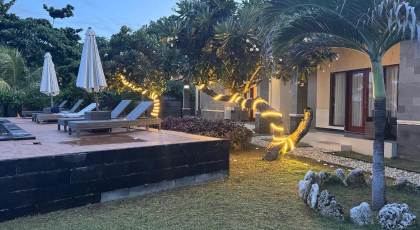 Cave Beach Bungalow - image 8