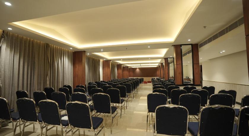 HOTEL BLUE CASTLE - image 11