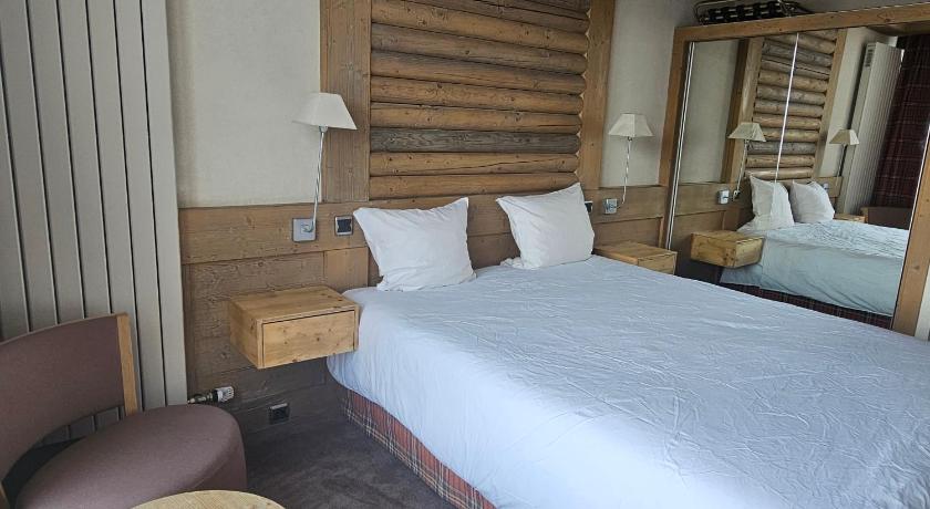 Image of Deluxe Room 5