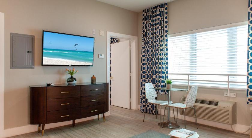 Immagine di Suite King con 1 Camera da Letto (One Bedroom King Suite Room) 0