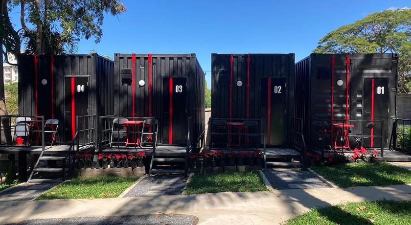 촌부리 Nomads Homestay Sriracha 3성급 호텔 부대시설