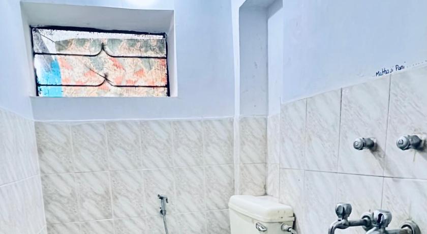 Image of Deluxe Double Room - A/C 9