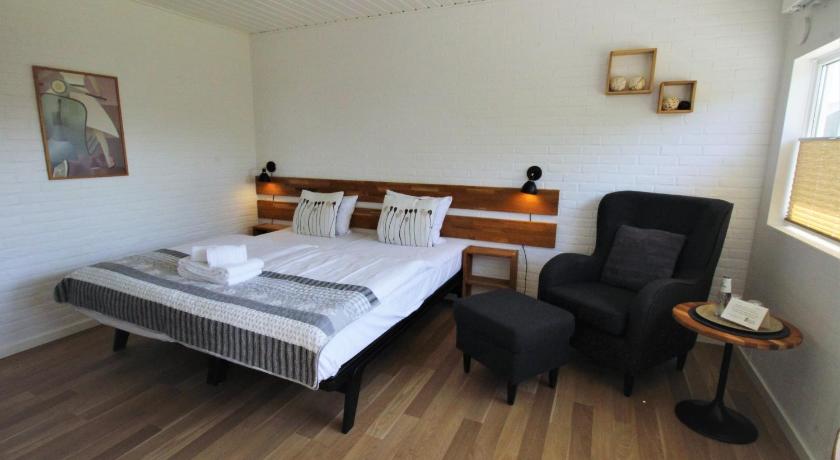 Image of Superior Twin Room 3