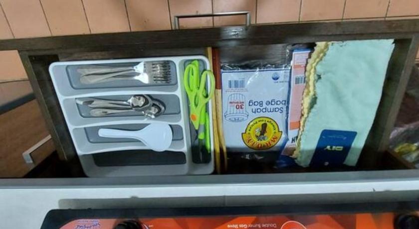 コタキナバル KK Penampang Minimalist Budget Apartment Free Park 2つ星 ゲストハウス 外観