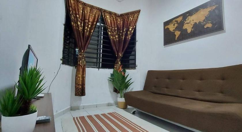 コタキナバル KK Penampang Minimalist Budget Apartment Free Park 2つ星 ゲストハウス プール