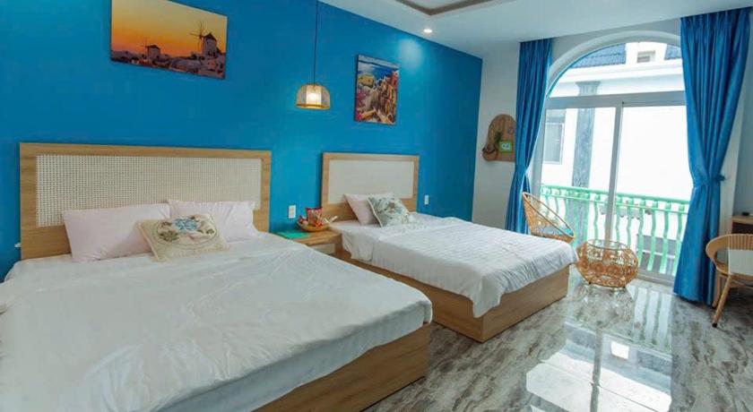 Da Nang Santorini House And Coffee 2-Star Hotel pool