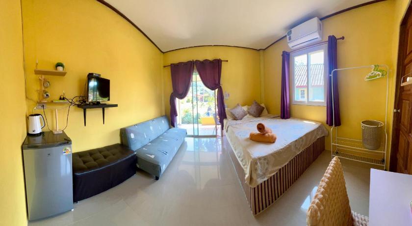 Image of Double Room with Garden View 4