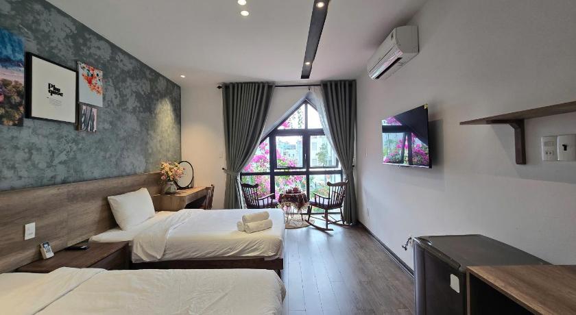 Image of Superior Twin Room 0