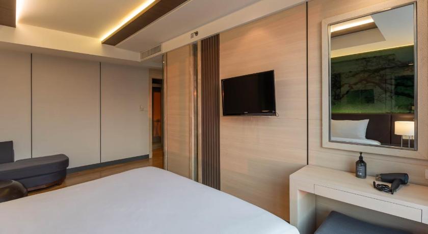 Image of Suite 8
