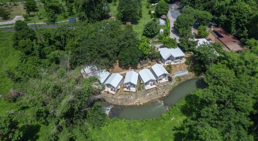 北标府 Cha-om camping ชะอม แคมป์ปิ้ง 2星级 民宿 大堂