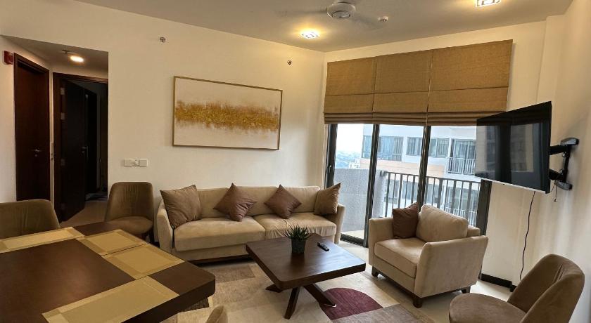 Luxury two bedroom apartment - image 8