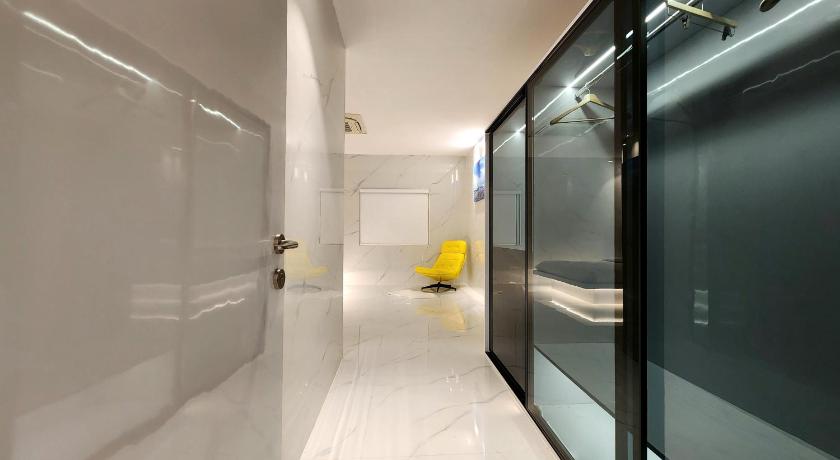 Landcorp hotels – Kondapur, IN