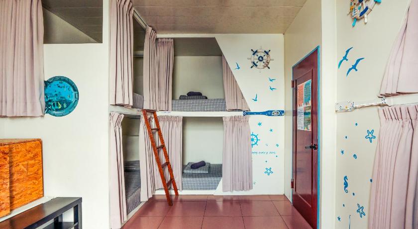 Image of Single Bed in Mixed Dormitory Room 2