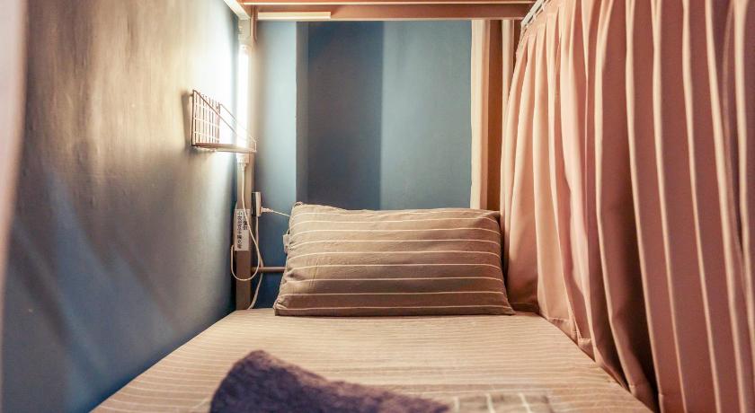 Image of Single Bed in Female Dormitory Room 2