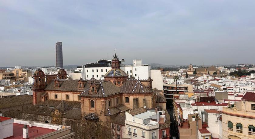 Plaza de la Magdalena II - image 5