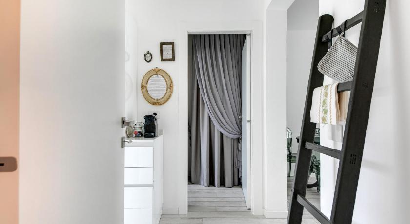 VILLA MONTI SUITES&APARTS