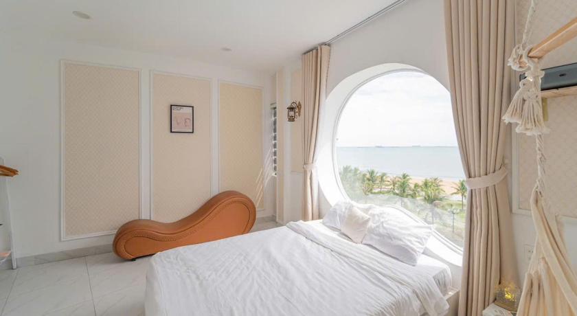 Phòng Đôi Loại Sang (Deluxe Double Room)