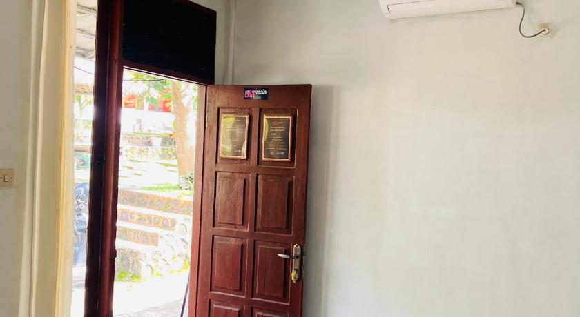 Image of Deluxe Double Room with Balcony 10