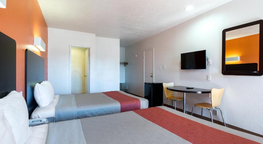 Motel 6-Santa Fe, NM - Downtown