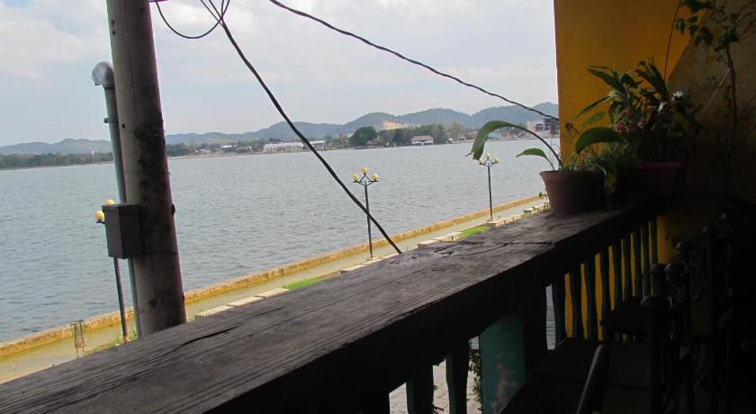 Hotel Mirador del Lago photo