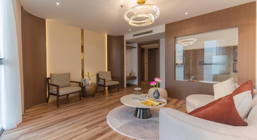 Image of Executive Suite 9