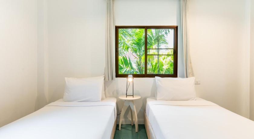 Image of Three-Bedroom Apartment with Balcony 11