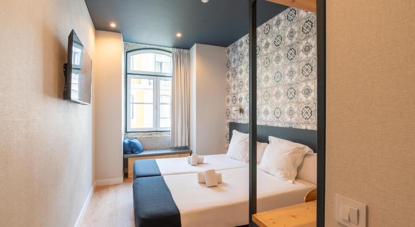 Image of Twin Room 4
