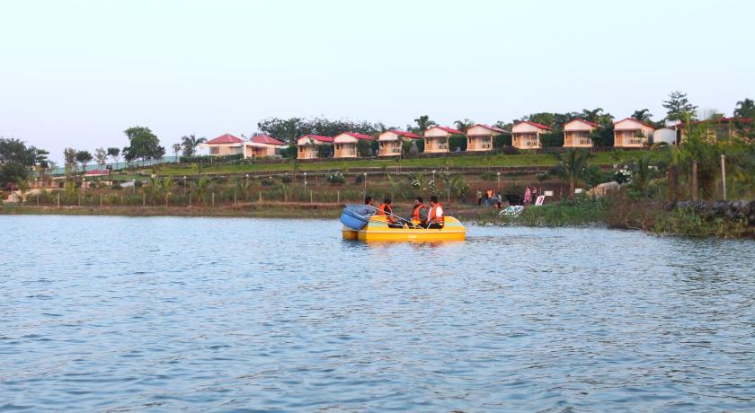 Savana Lake Resort photo