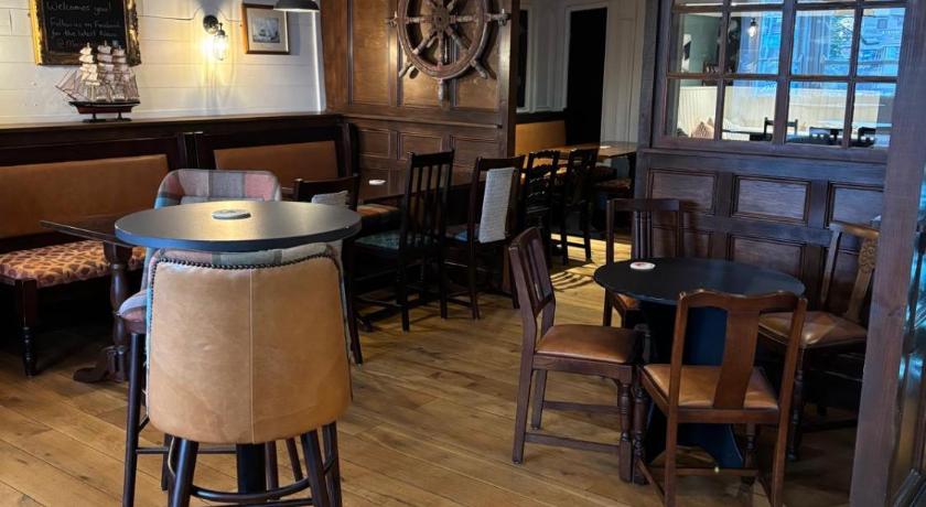 Cutty Sark Inn - image 2