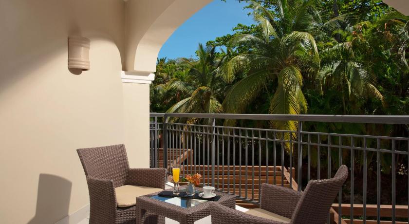 Image of Preferred Club Master Suite Tropical View 1