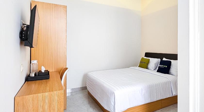Urbanview MJ Hotel Syariah Cirebon by RedDoorz – Cirebon, OH