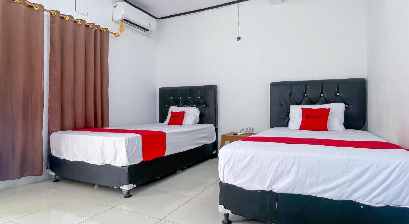 RedDoorz Plus @ Erbysa 4 Pantai Sayang Heulang Pamengpeuk Garut - image 28