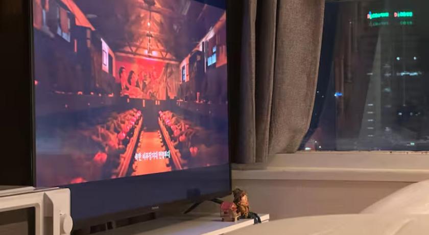 Seoul Alien's cozy loft apartment 2-Star Guesthouse view