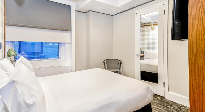 Image of Standard Room - ADA Accessible 1