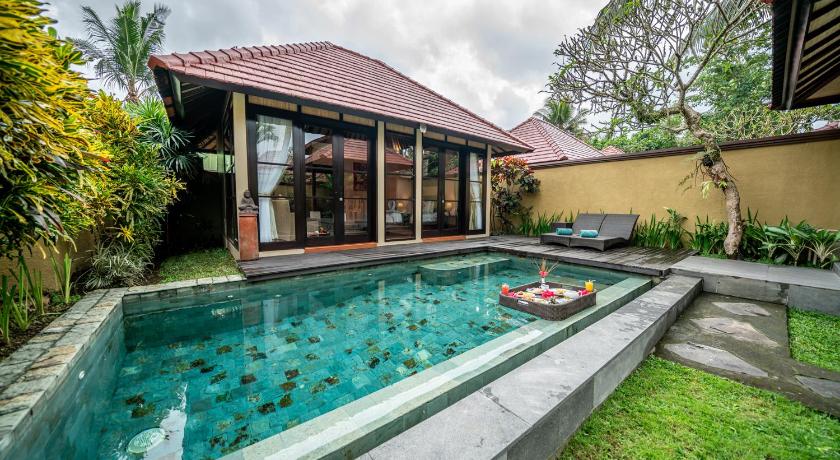 巴厘 The Kampung Ubud Villa 4星级 酒店 泳池