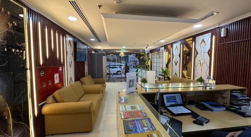 Time Palace Hotel - image 7