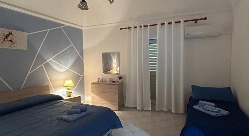 Sofi House