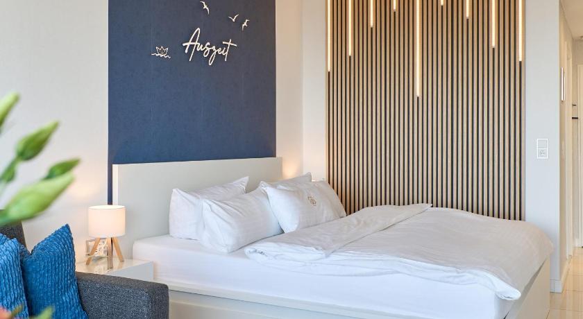 Image of Apartment with Sea View 8