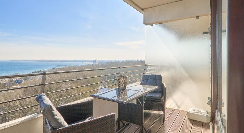 Image of Apartment with Sea View 11