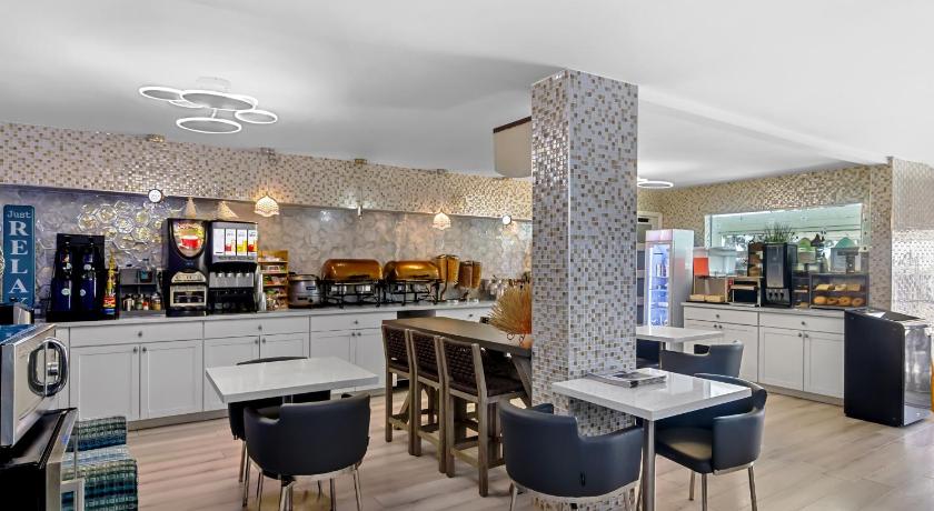 세인트 오거스틴 (FL) Ocean Sands Beach Boutique Inn-1 Acre Private Beach-St Augustine Historic-2 Miles-Shuttle with Downt 4성급 숙소 레스토랑