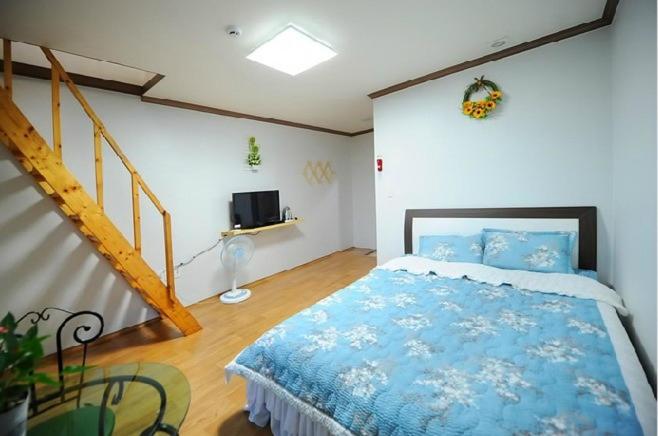 Image of Quadruple Room 3