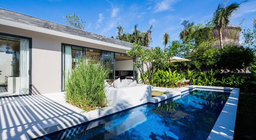 Image of Three-Bedroom Garden Pool Villa Premier - Spa Inclusive 10