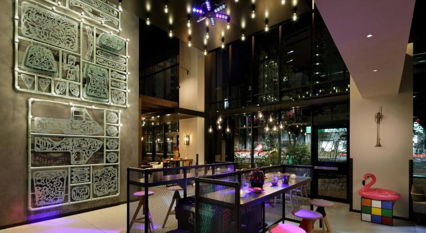 Osaka Moxy Osaka Umeda 3-Star Hotel exterior