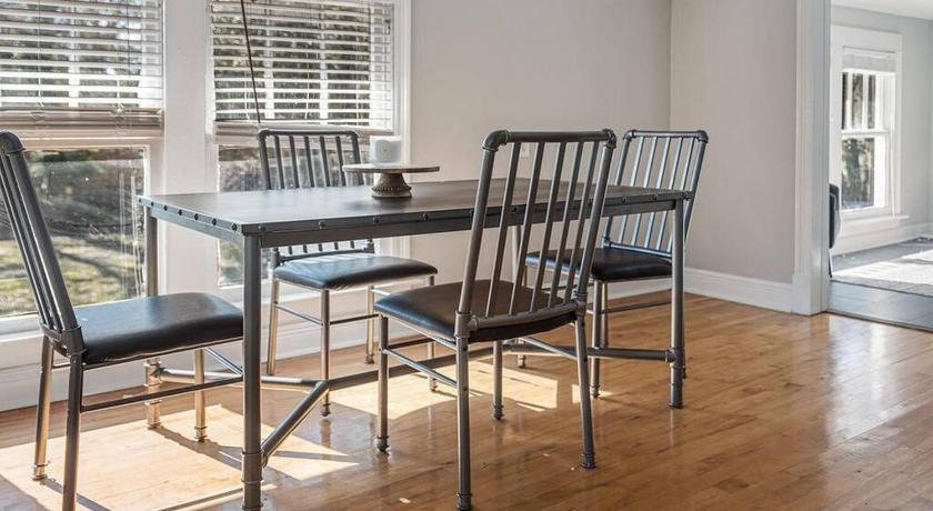 해넌 파크 (AL) Old Dauphin Way Historic Home - Unit 3 3성급 숙소 수영장