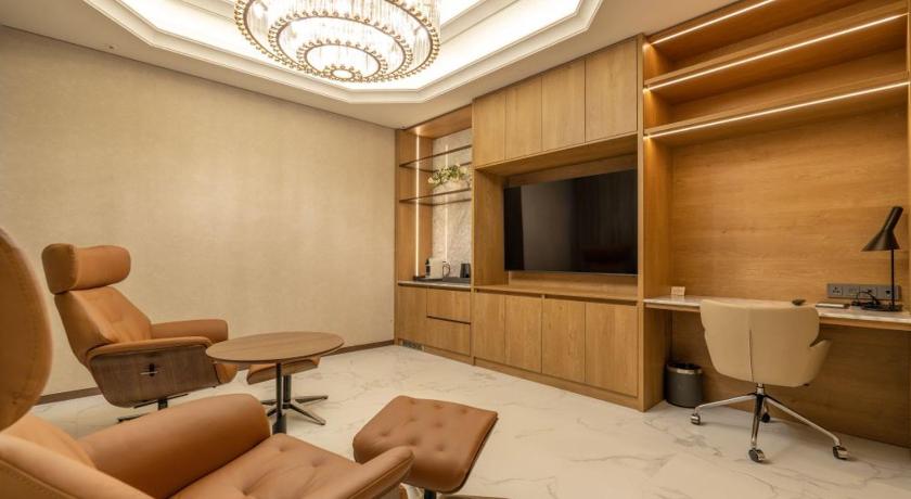 安东 Stanford Hotel Andong 4星级 酒店 泳池